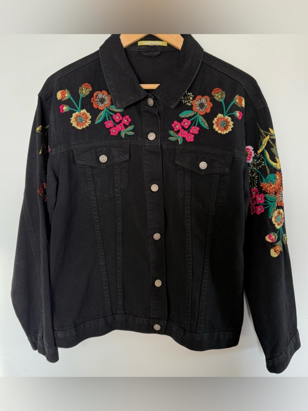 Gianni Bini Black Denim Bright Floral Embroidered Button Up Jean Jacket SZ XL
